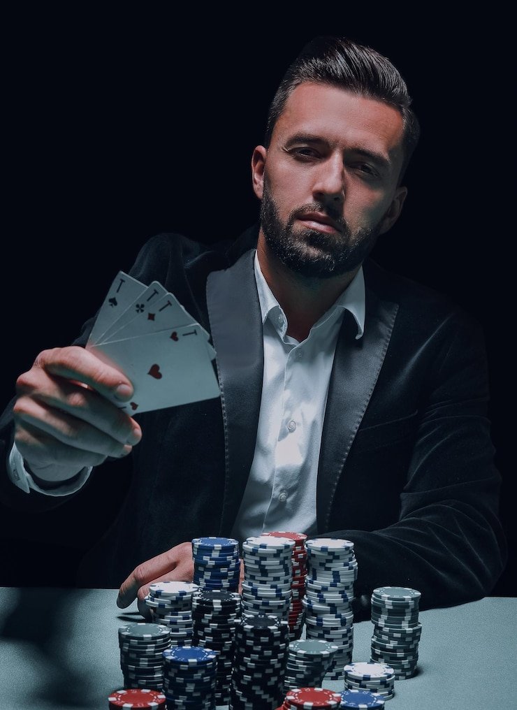 Antarmuka aplikasi mobile play slot77 dengan menu permainan dan opsi deposit
